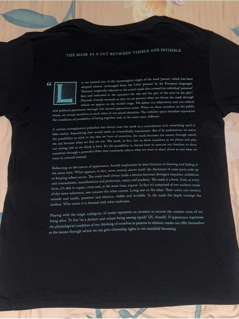 Gucci Fall/Winter 2019/2020 Mask Graphic Tee – Medium